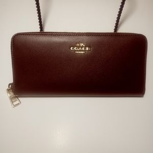 Coach Smooth Slim leather Accordian

Wallet